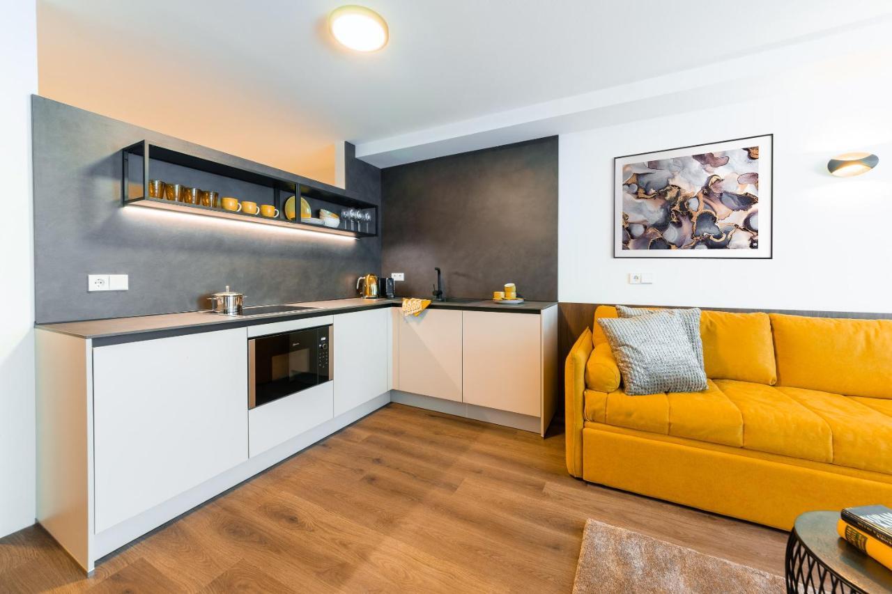 Apartment Gerharts Premium Living - Center Of With Free Parking And Brixencard Brixen